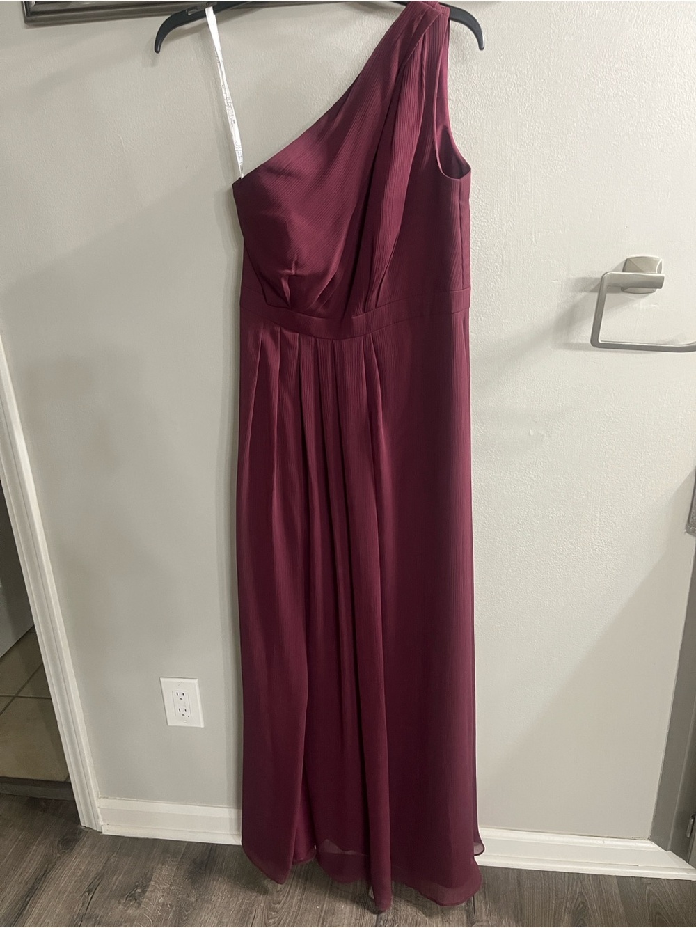 David's Bridal One-Shoulder Burgundy/Maroon Formal Gown